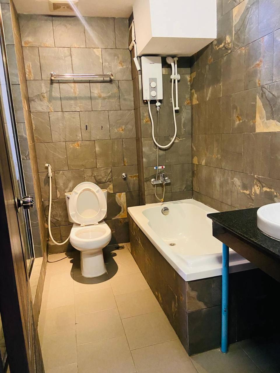 פנום פן Blue Crystal Boutique Hotel מראה חיצוני תמונה